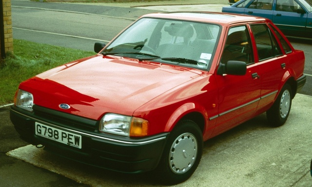 Ford Escort Front